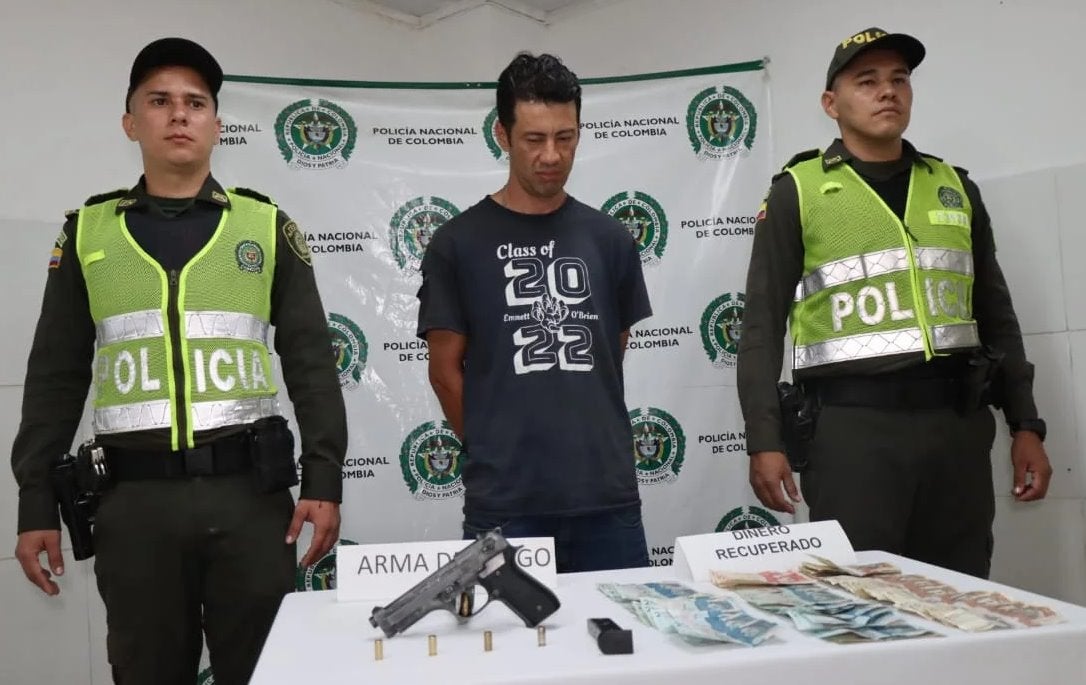 ¡Cayó en Modelia! Capturaron uno de los varios atracadores de buseta en Ibagué