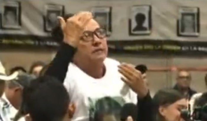 Madre pide verdad sobre asesinato de su hijo en caso de Falsos Positivos