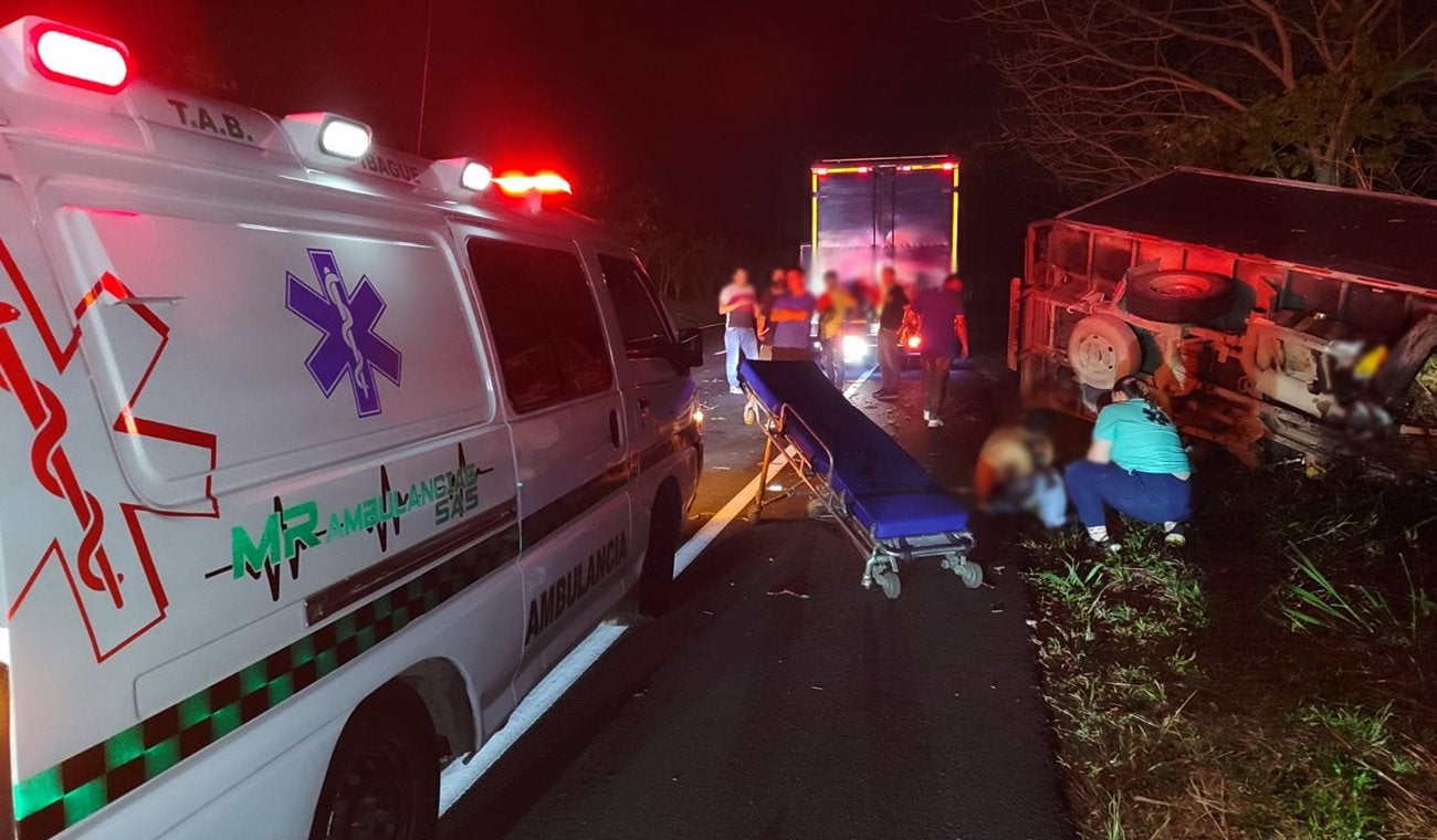 Una persona perdió la vida tras accidentarse un furgón entre las glorietas Del Rodeo y Payandé en Ibagué