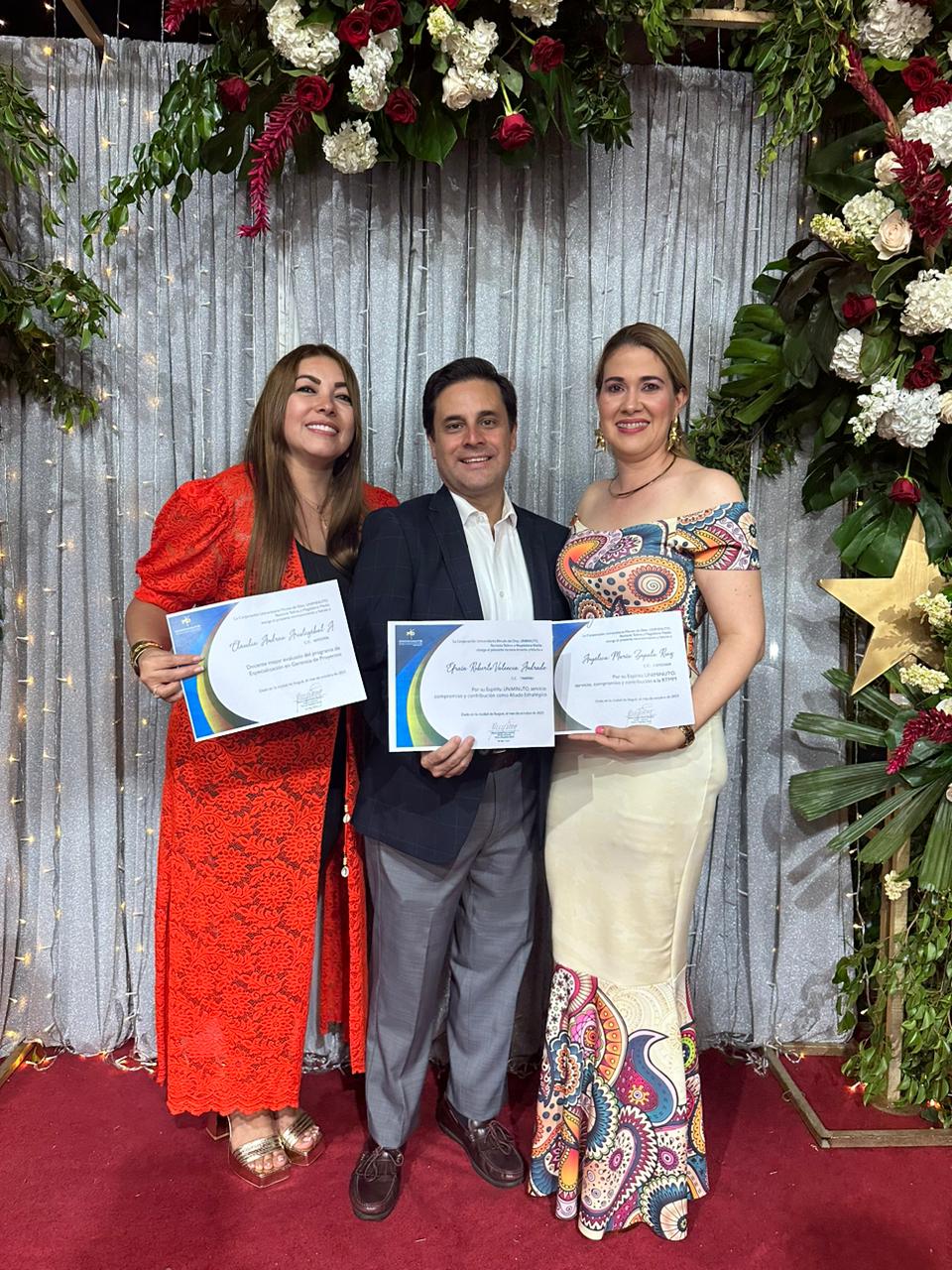 Noche la Excelencia Uniminuto