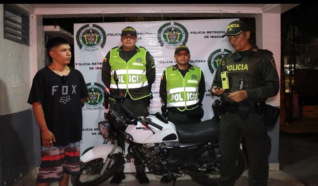 En una rápida reacción la policía le recuperó la moto a un hombre que se la acaban de robar en Vasconia