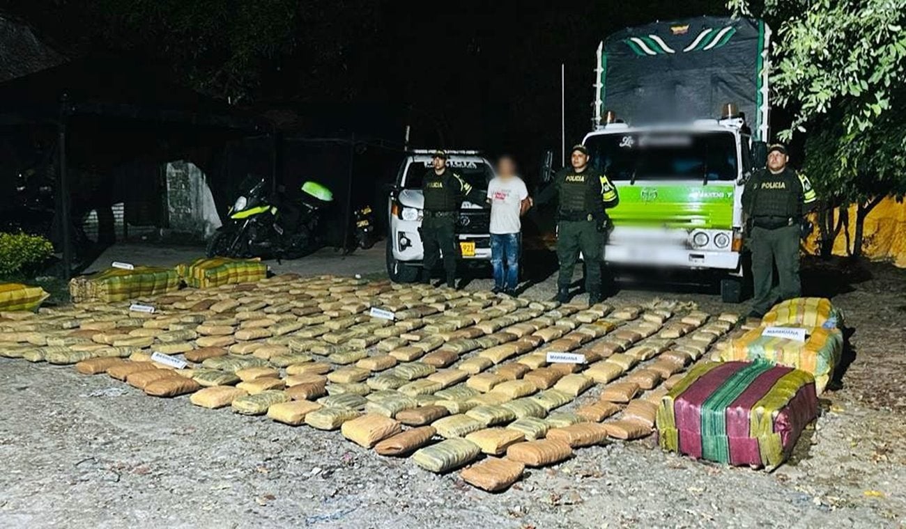 Cayó cargamento con 904 kilogramos de marihuana transportada en un camión en la vía a Saldaña