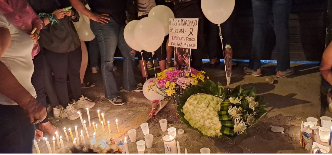 Velatón en Cali por muerte de Michel Dahiana.