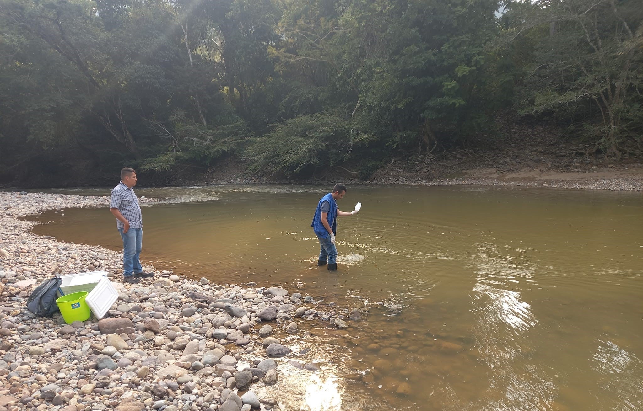 Por posible contaminación con cianuro suspendieron el servicio de Acueducto en Aipe, Huila.