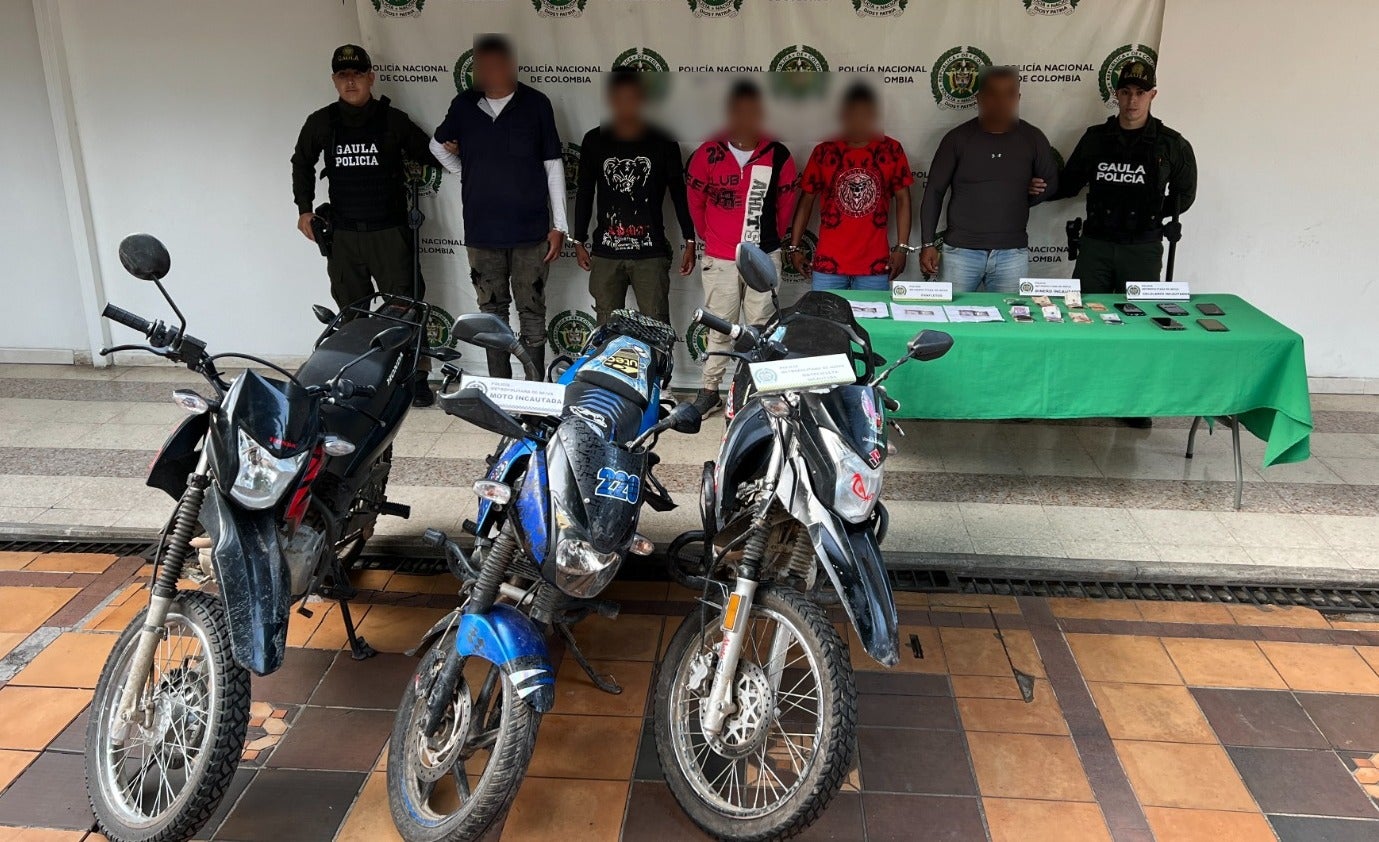 Cinco presuntos disidentes fueron capturados por extorsión en el Huila.