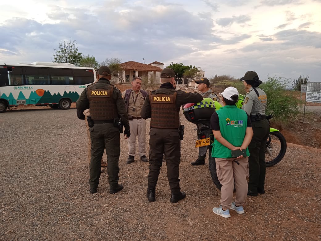 Recuperadas 37 piezas paleontológicas que había sido extraídas de manera ilegal del desierto de La Tatacoa, Huila