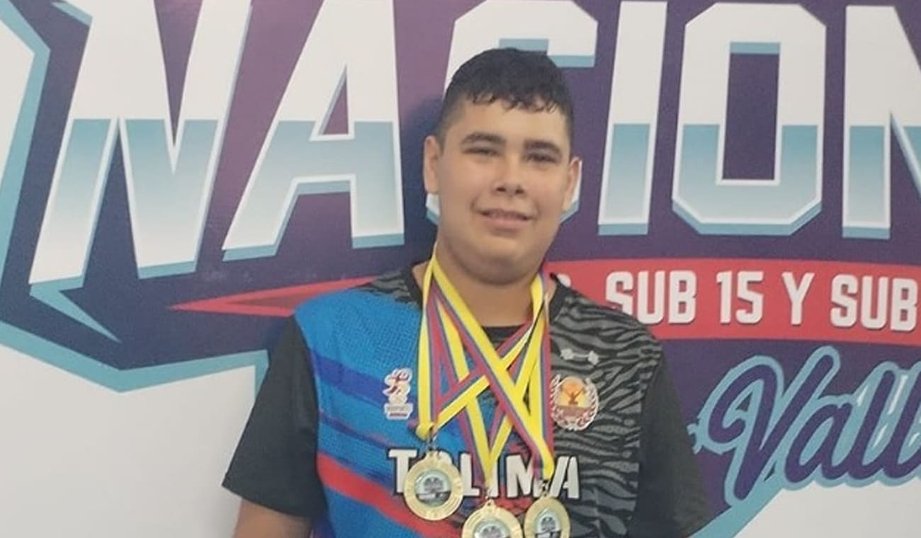 Ender Suárez, pesista de Armero Guayabal, Tolima