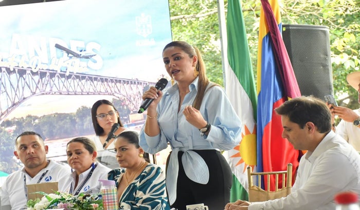 Gobernadora del Tolima - Aeropuerto Flandes