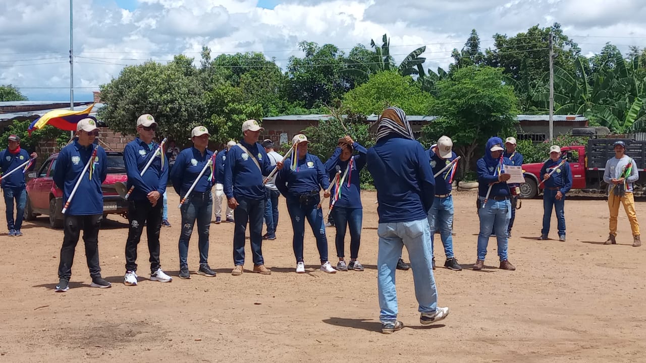Crean guardia campesina en asentamientos de Neiva.