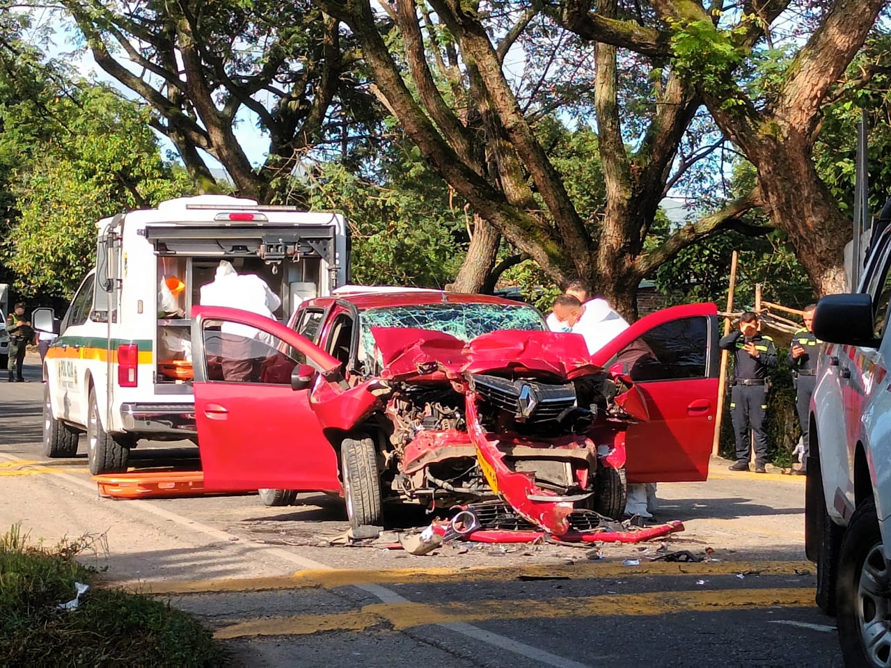 Tres personas fallecidas en vías del Huila.