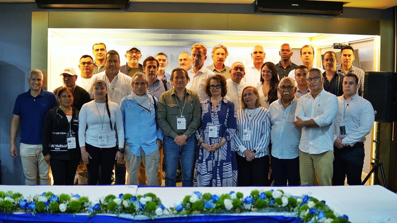 Equipos negociadores Gobierno y Segunda Marquetalia