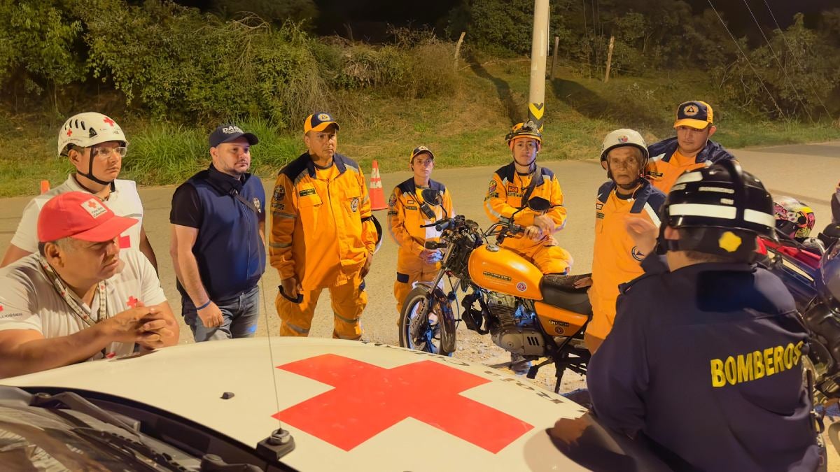 Operativo de búsqueda en Carmen de Apicalá