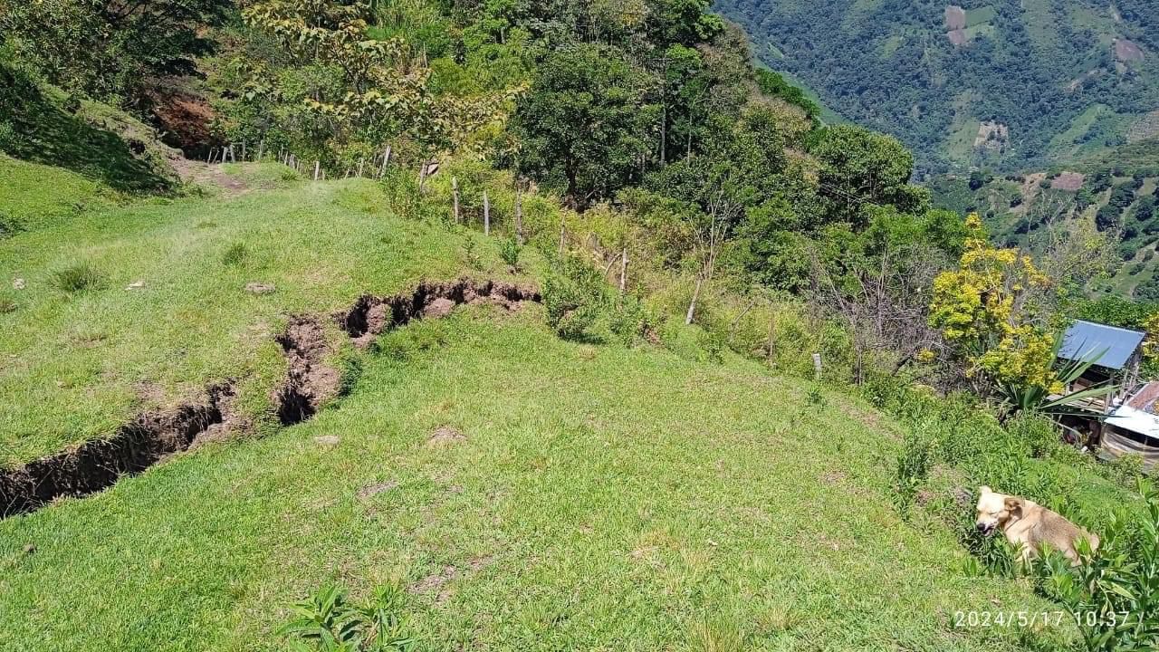 Falla geológica en Chaparral
