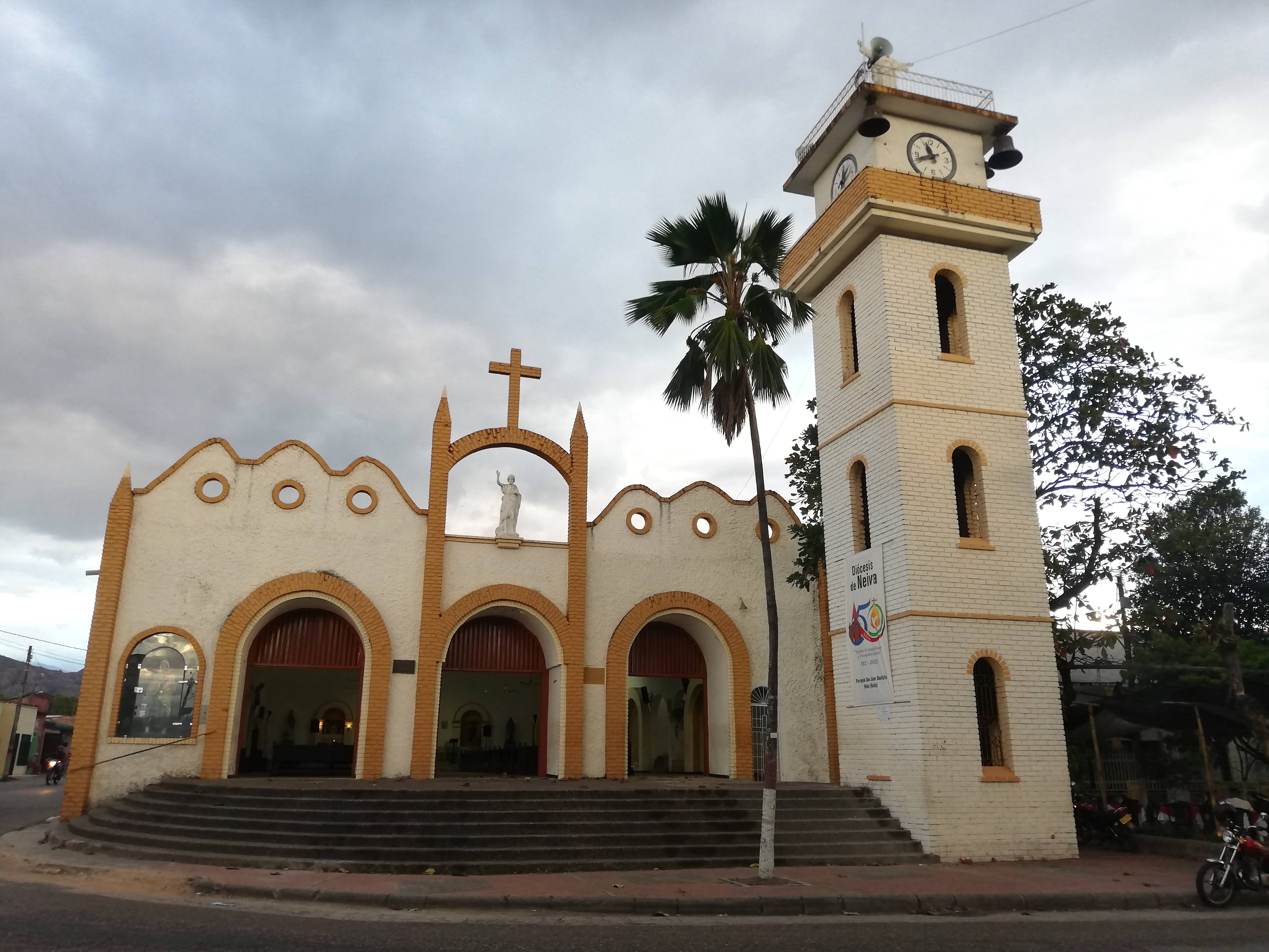 Asesinan tres personas en Hobo, Huila.
