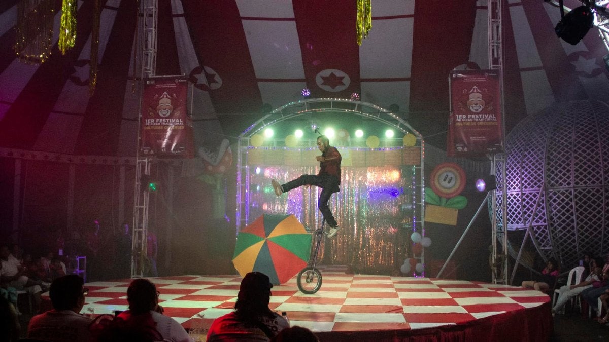 Imagen de referencia, circo.
