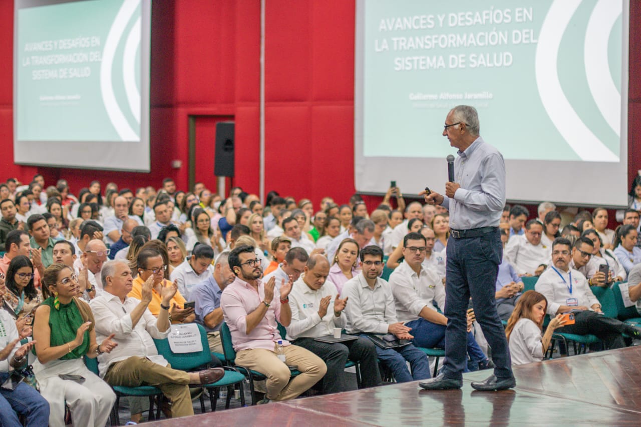 La reforma a la salud será presentada una vez se logré el consenso con todos los actores.