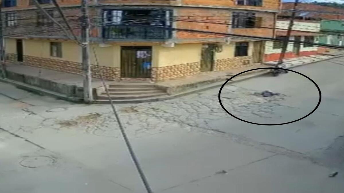 vía del barrio Ricaurte Parte Alta