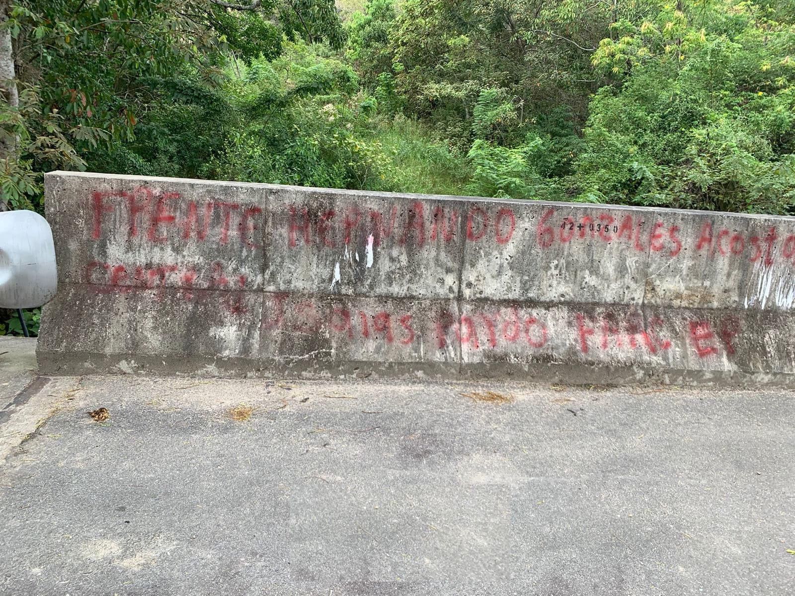 Disidencias afectan avances de obras de infraestructura vial en el occidente del Huila.