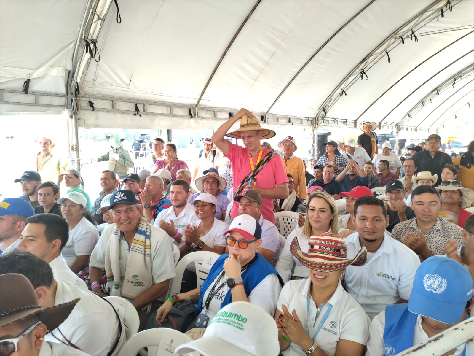 Evento entrega de tierras Huila