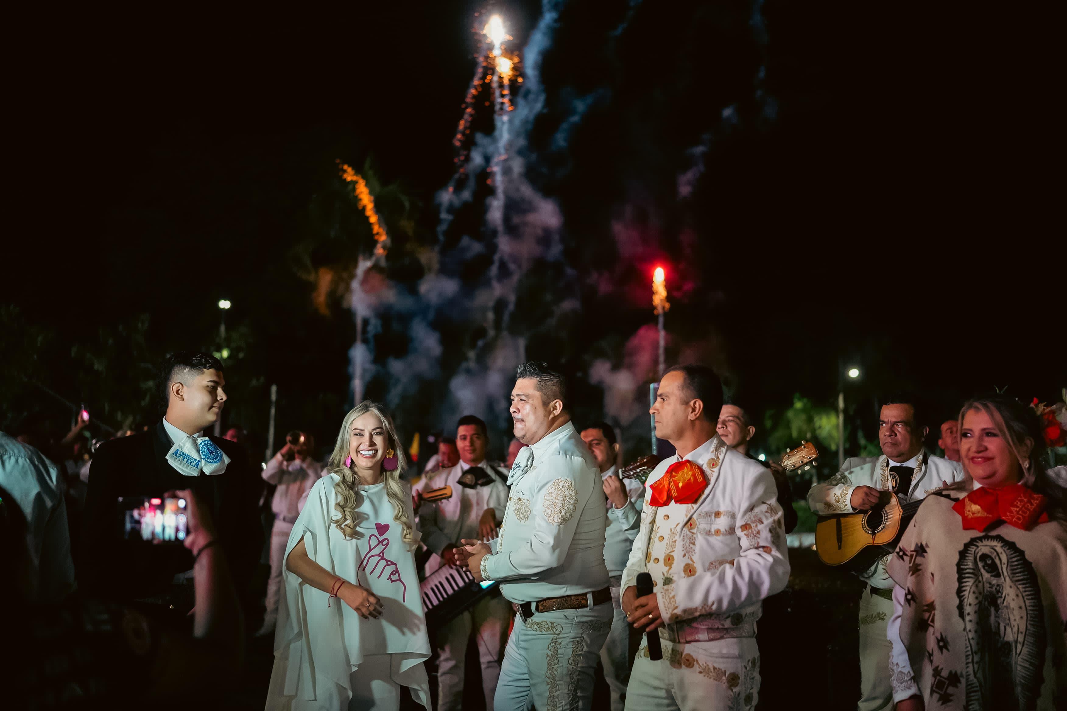 Inauguración guitarra Ibagué 474 años