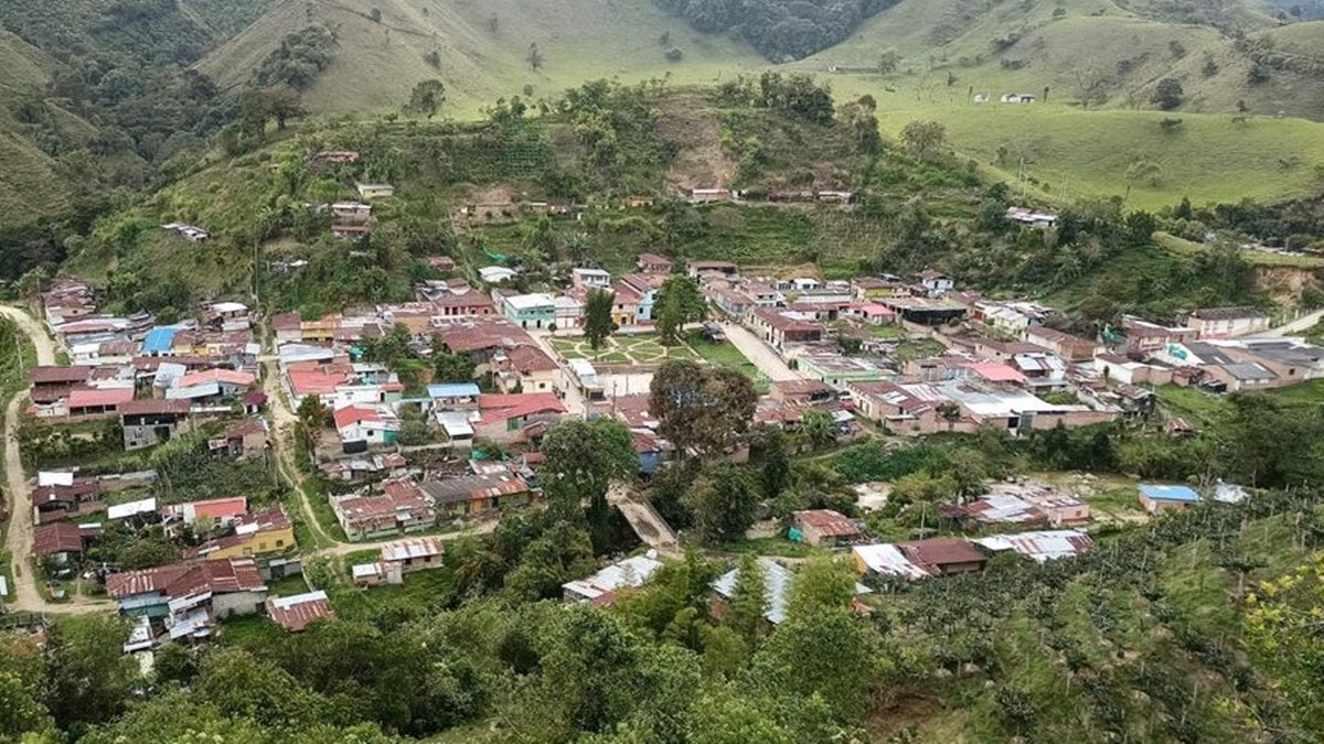 ¡Intolerancia extrema! Cuatro heridos tras darse bala y cuchillo en zona rural de Rovira