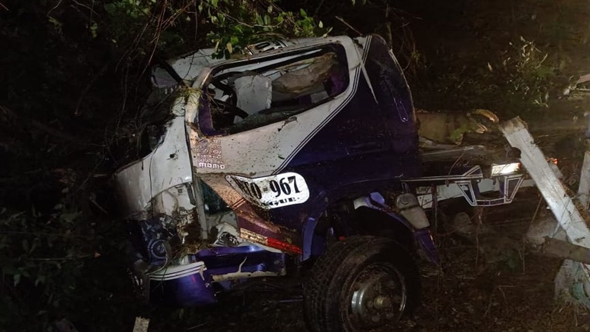 Un lesionado dejó accidente de Turbo cargada de café en la vía a Venadillo