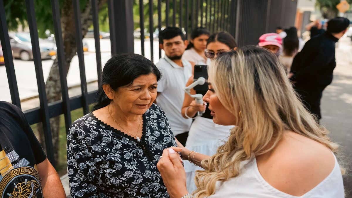 Alcaldesa Johana Aranda