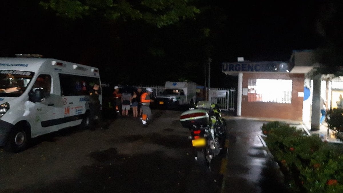 Choque de buseta de Rápido Tolima y particular dejó cinco lesionados en la vía Armero – Cambao - Girardot