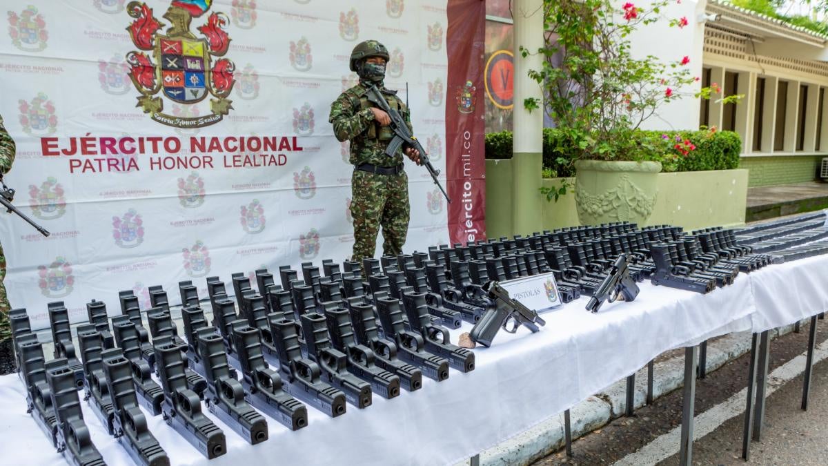 Incautación de armas | Puesto de control | Huila | Noviembre 2024