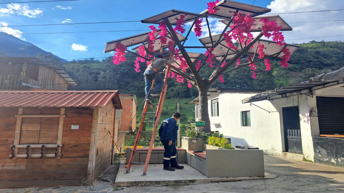 Árbol solar en Juntas