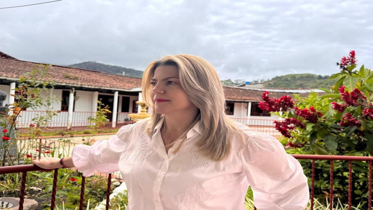 Alcaldesa Líbano Beatriz Valencia