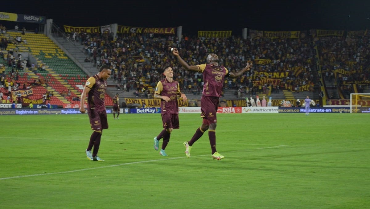 Quiñonez Celebración