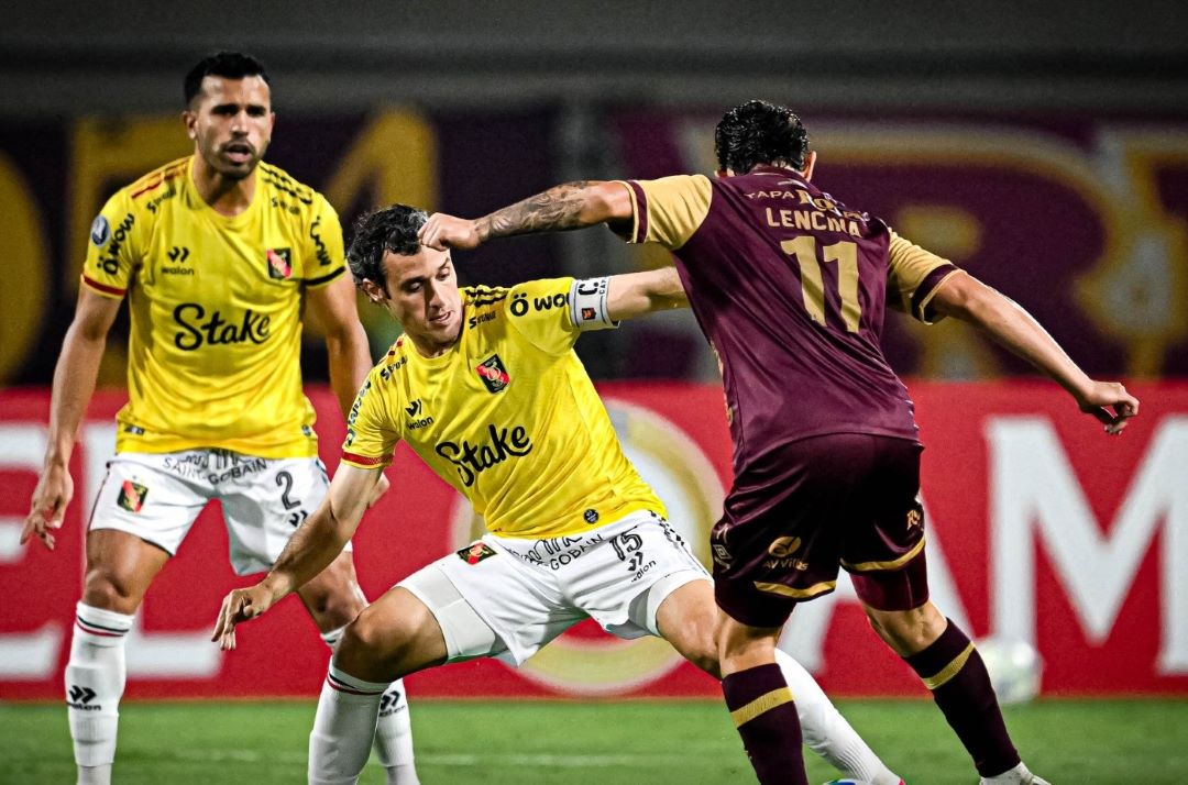 Tolima no encuentra fútbol fluido y dejó escapar los puntos en casa en el evento Conmebol