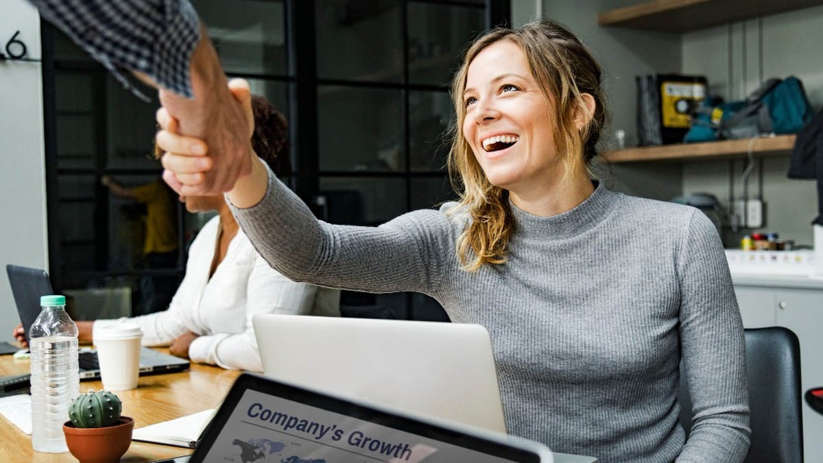 trabajo si hay referencia