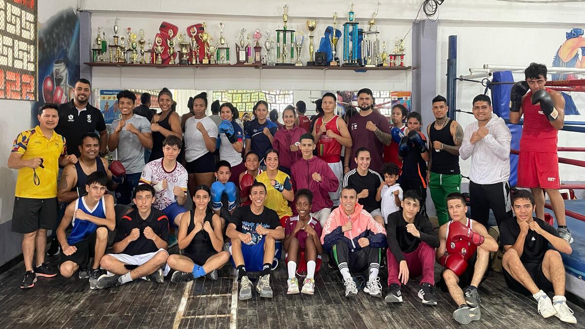 Delegación tolimense en el Campamento Internacional de Boxeo en Pereira