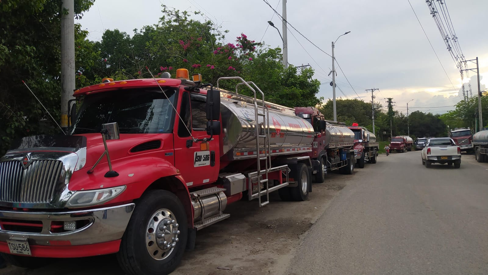 Camiones Sisterna Huila