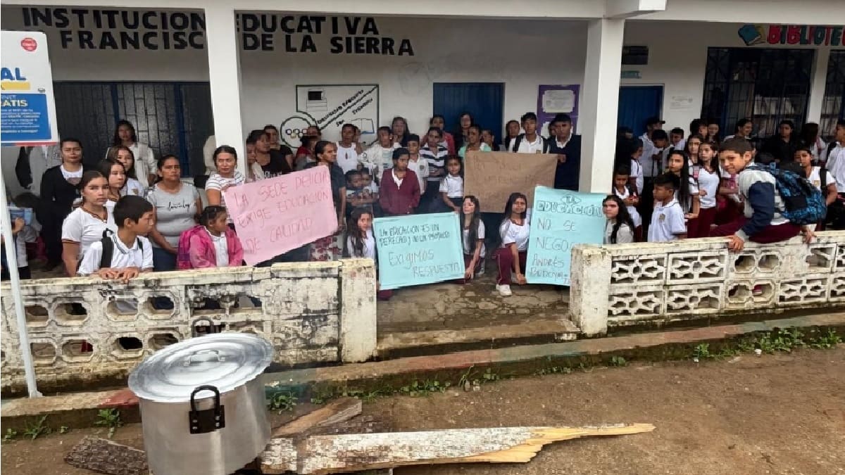Protesta colegio Lérida