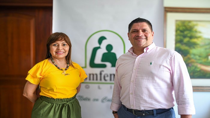 Alexander Barragán nuevo director de Comfenalco