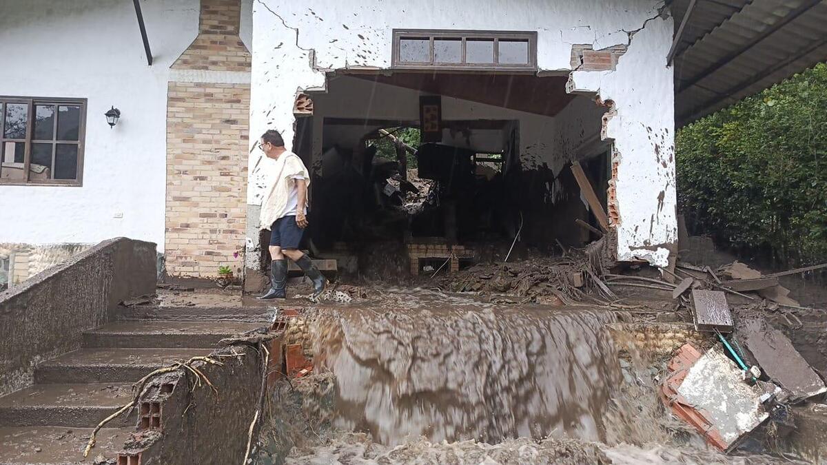 Emergencias por Lluvias 1 Deslizamientos 1 Fuertes Precipitaciones 1 Abril 2025