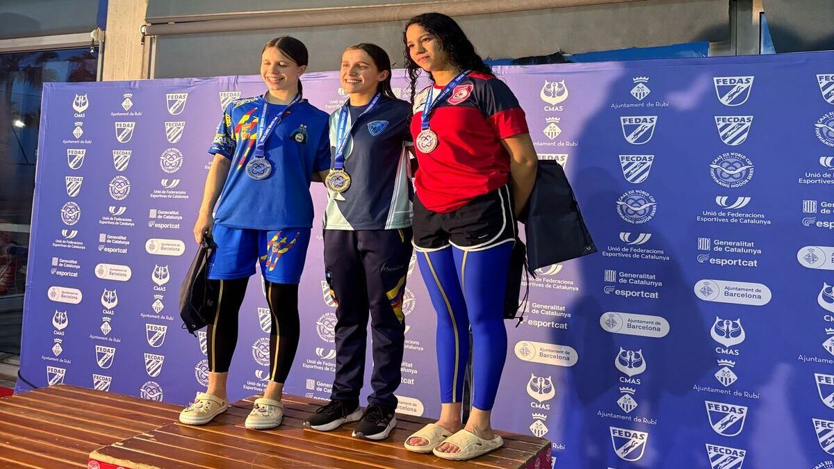 Melissa Tobón, 3 oros y 1 bronce en la Copa Mundo de Natación en España