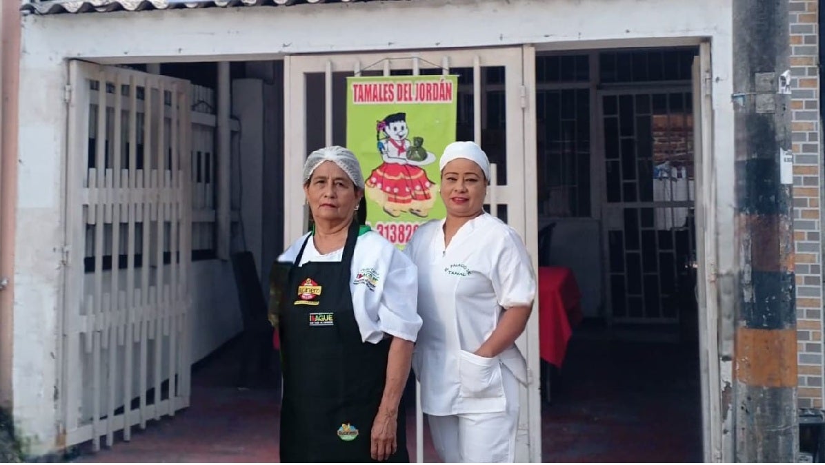 Doña Inés y Luz Mila