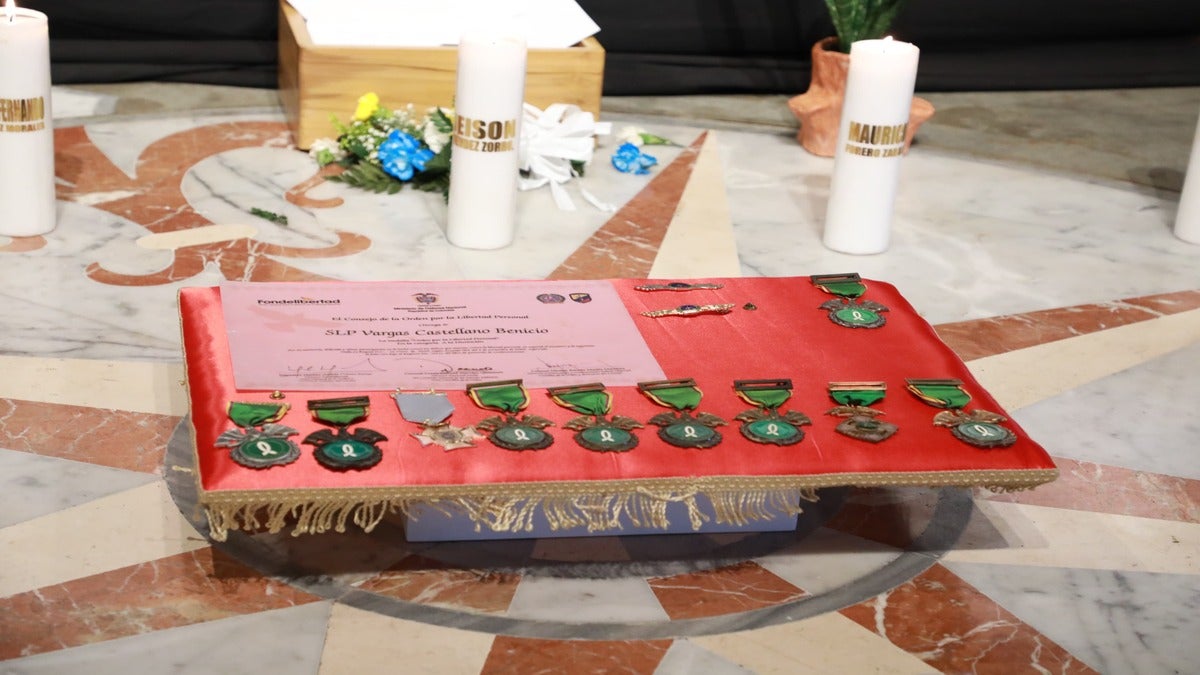 Medallas Entregadas | Comparecientes en Ibagué | Restauración a Víctimas | Mayo 2025