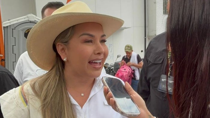 Alcaldesa Johana Aranda | Carrera en Botas de Caucho | Ibagué | Aranda | Junio 2025
