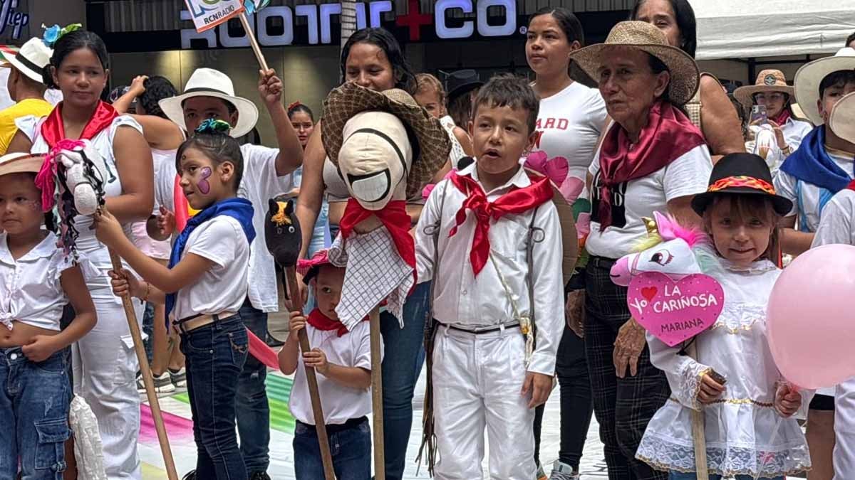 caballitos de palo 2025