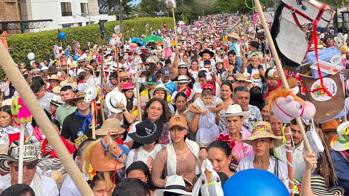 caballitos de palo 2025