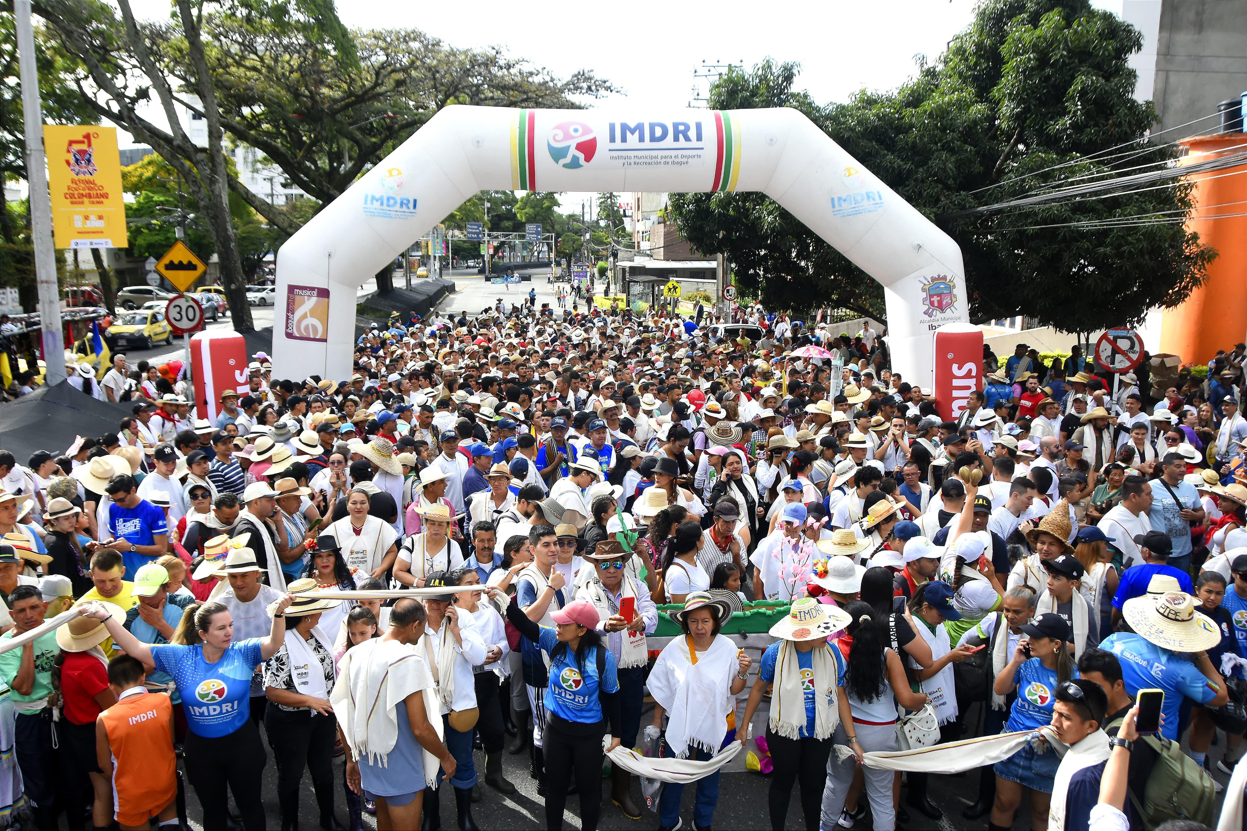 Carrera campesina botas de caucho Ibagué
