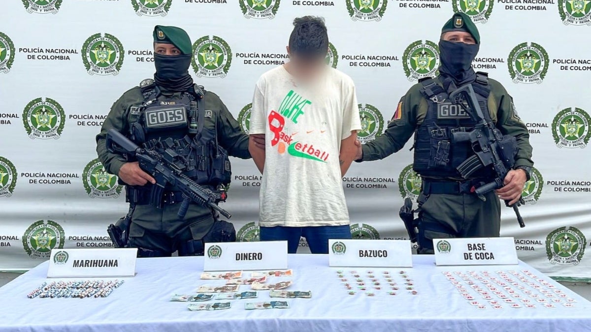 Tenía droga, antecedentes y lo sorprendieron patrullando en El Planchón