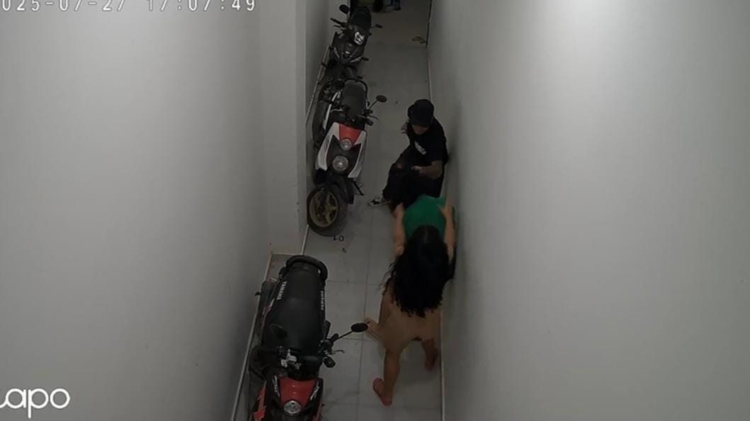 Con palo, puño y arma blanca, sujeto agredió a tres mujeres en el Huila