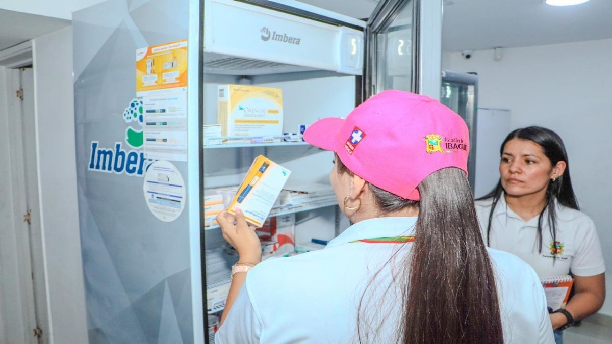 Operativos en farmacias de Ibagué