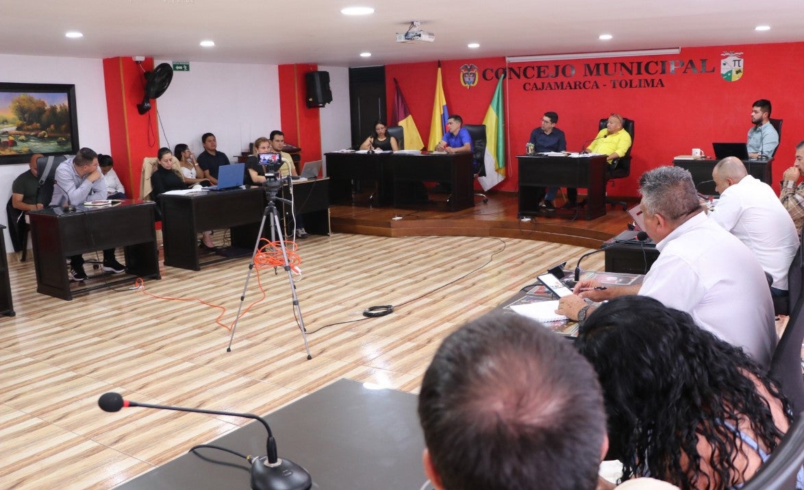 Secretarios de Cajamarca plantaron al Concejo y no asistieron a debate de control político